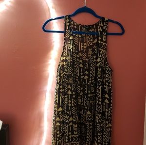 Geo Button-Up Dressy Tank